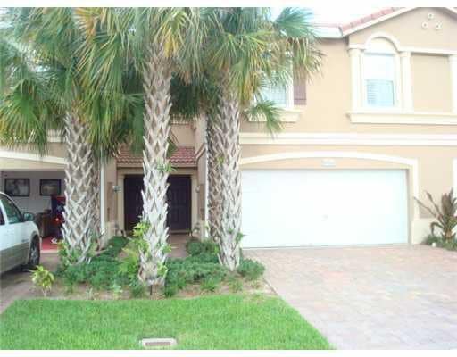 4206 Cohune Palm Ct