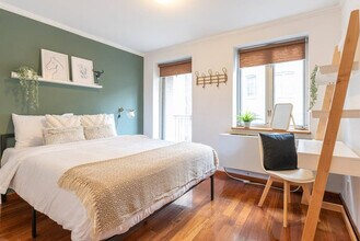209 W 20th St in New York, NY - Building Photo - Building Photo