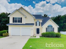 1621 Smithson Dr in Lithonia, GA - Building Photo