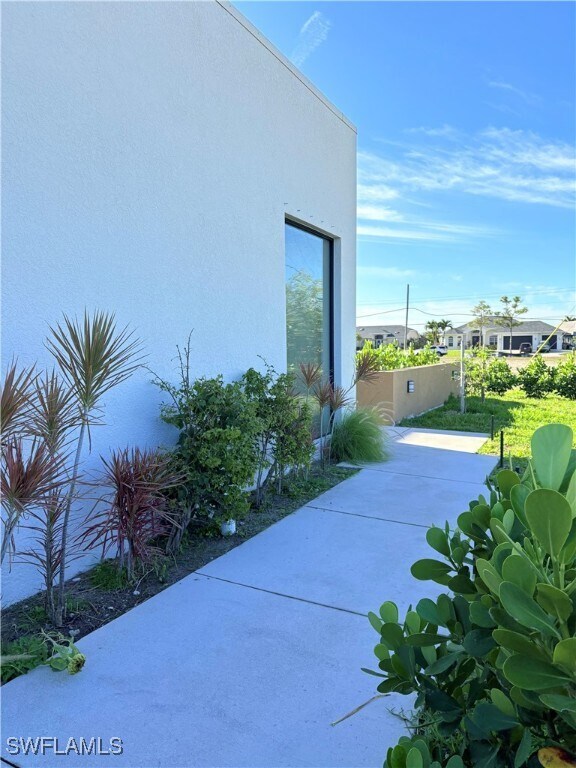 3923 SW 13th Ave in Cape Coral, FL - Building Photo - Building Photo