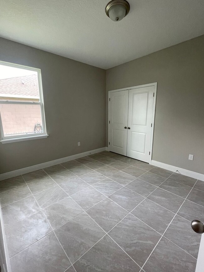 334 Drum Ct in Poinciana, FL - Building Photo - Building Photo