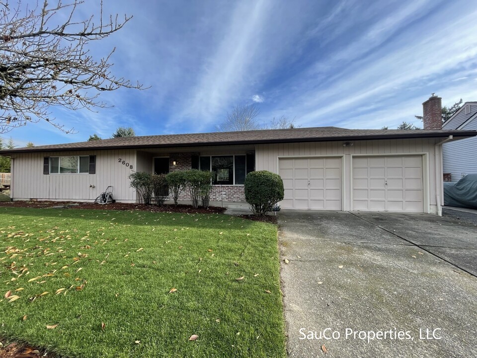 2608 SE Marigold Ct in Hillsboro, OR - Building Photo