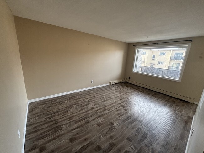 property at 87 Westwood Dr