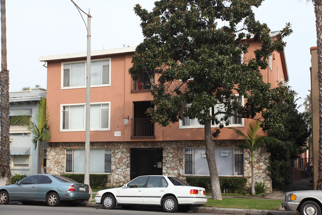 1049 E Ocean Blvd in Long Beach, CA - Foto de edificio - Building Photo