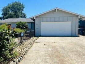 9012 Alderson Ave in Sacramento, CA - Building Photo