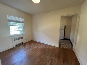 2509 Miller Park Cir in Winston-Salem, NC - Building Photo - Building Photo