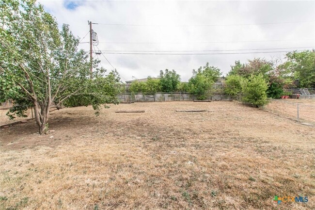 property at 1306 Elke Cir