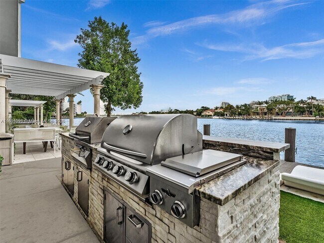 property at 9821 E Bay Harbor Dr