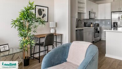 4902 Cosmos Cir in Wimauma, FL - Foto de edificio - Building Photo