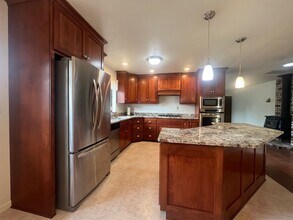 4303 Horseman Ln in Eureka, CA - Building Photo - Building Photo