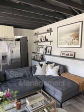 123 W Jason St in Encinitas, CA - Building Photo - Building Photo