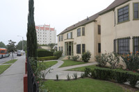 Crenshaw Apartments in Los Angeles, CA - Foto de edificio - Building Photo