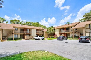 13095 Belhaven Ct in Wellington, FL - Building Photo