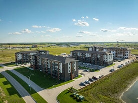 The Edge in Winnipeg, MB - Building Photo