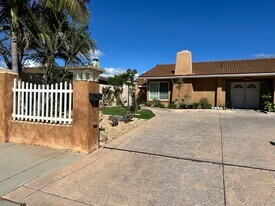 6563 Park Ridge Blvd, Unit 1 in San Diego, CA - Building Photo