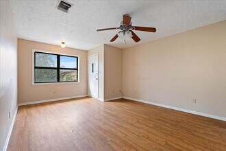 908 N LBJ Dr in San Marcos, TX - Building Photo - Building Photo