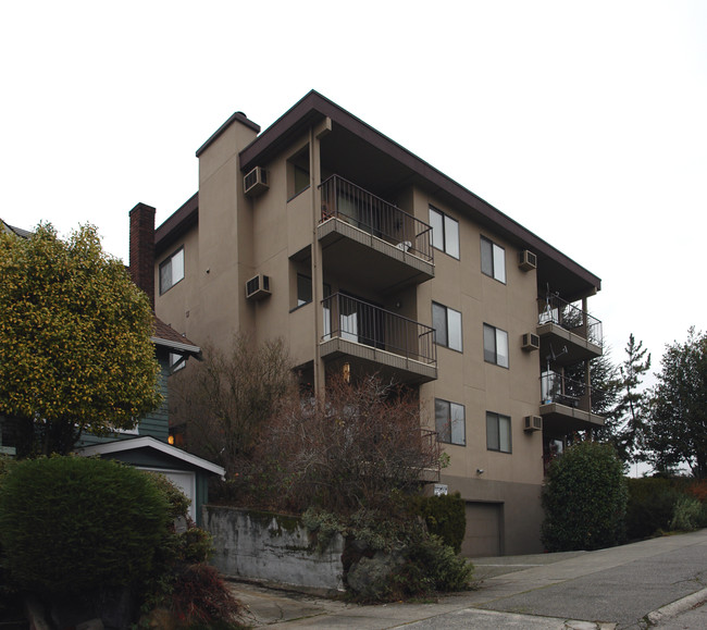 7201 6th Ave NE in Seattle, WA - Building Photo - Building Photo