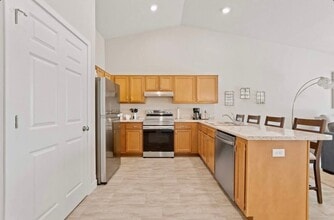 Bluestone Community in Fort Wayne, IN - Foto de edificio - Building Photo