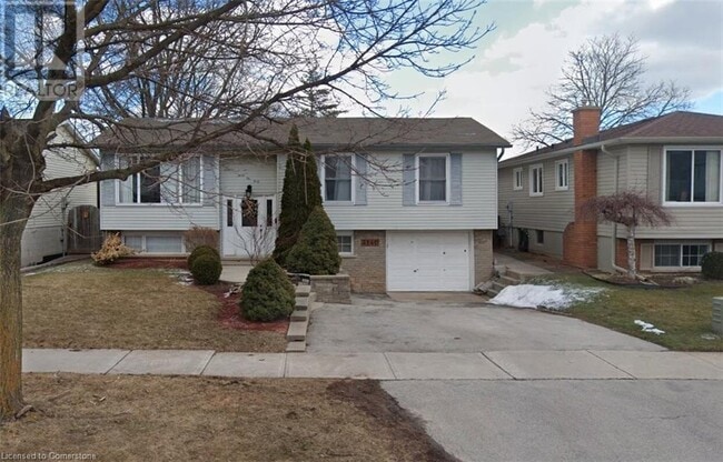 3140 Michael Crescent