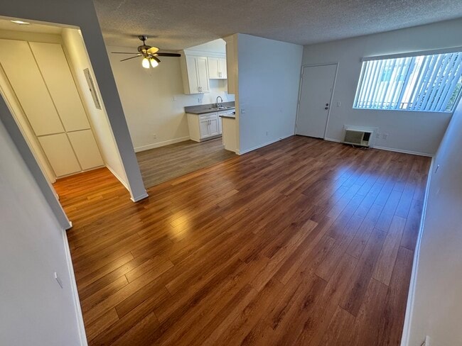 property at 311 E Maple St
