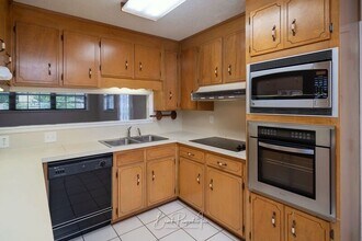 6395 Duquesne Dr in Pensacola, FL - Building Photo - Building Photo