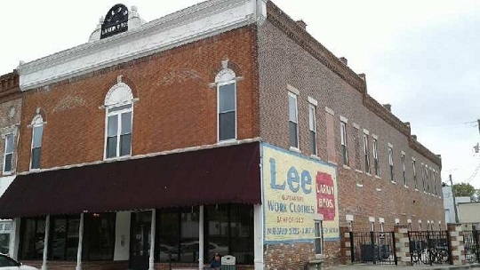 Larkin Apartments in Loogootee, IN - Building Photo