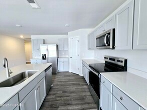 4873 Abbington Oaks Wy in Southport, NC - Building Photo - Building Photo