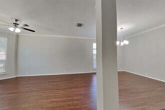 18914 Woodglen Shadows Dr in Humble, TX - Building Photo - Building Photo