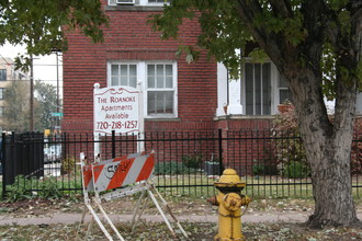 Roanoke Apartments in Denver, CO - Building Photo - Building Photo