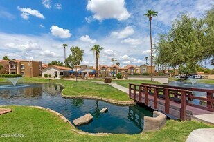 1320 N McQueen Rd, Unit E1 in Chandler, AZ - Building Photo