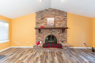 7826 Emerald Dr SW in Tacoma, WA - Building Photo - Building Photo