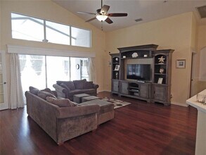 5815 Heronview Cres Dr in Lithia, FL - Building Photo - Building Photo