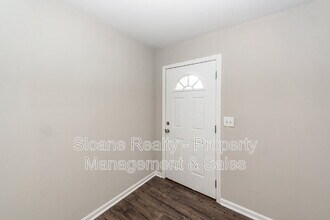819 Sandpiper Dr in Ladson, SC - Building Photo - Building Photo