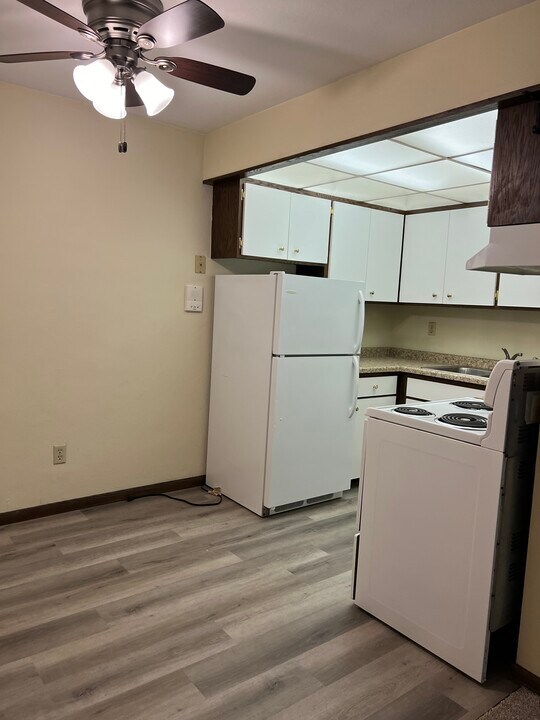 616 10th Ave N in St. Cloud, MN - Building Photo