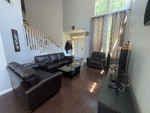 3026 Carmelo Ln in Davis, CA - Building Photo - Building Photo