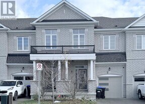7 Webb St in Bradford West Gwillimbury, ON - Building Photo