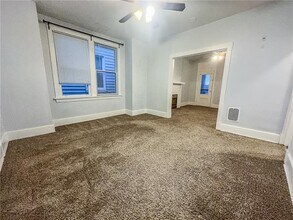 1244 Hillsdale Ave in Pittsburgh, PA - Building Photo - Building Photo