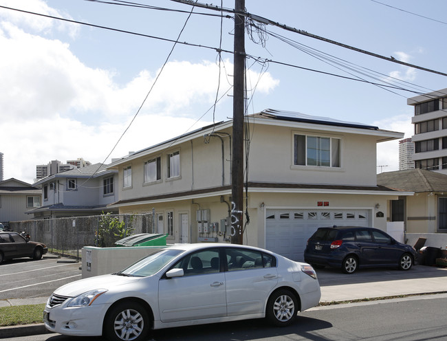 921 Coolidge St in Honolulu, HI - Foto de edificio - Building Photo