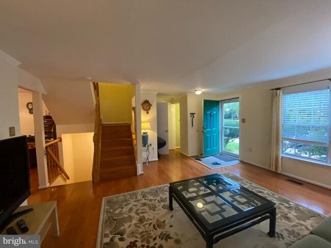 10523 Polk Square Ct in Gaithersburg, MD - Building Photo - Building Photo