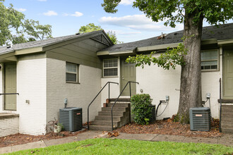 Mesa Verde in Birmingham, AL - Building Photo - Building Photo