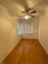 7402 Gleneagles Rd in Norfolk, VA - Foto de edificio - Building Photo