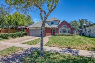 714 Saint Lucy Dr in Corpus Christi, TX - Building Photo - Building Photo