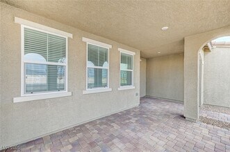 2693 V. Napoli in Henderson, NV - Building Photo - Building Photo