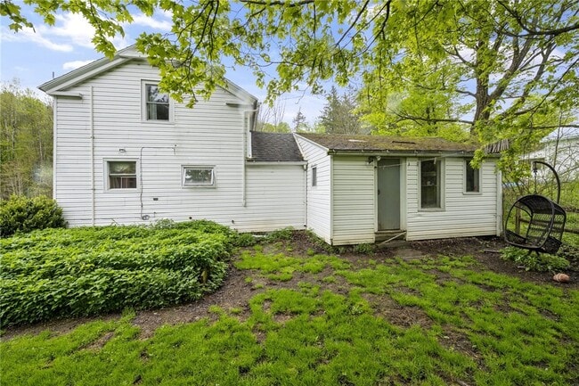 property at 445 Old 76 Rd