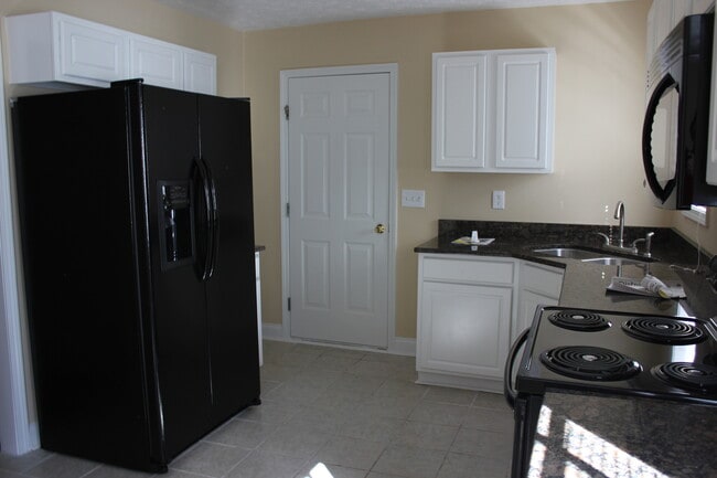 350 Cambridge Way in Covington, GA - Building Photo - Building Photo