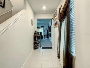 30344 Marquette Ave in Wesley Chapel, FL - Foto de edificio - Building Photo