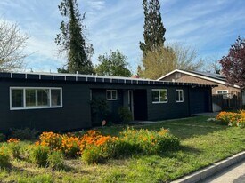 1640 Patricia Ln in Merced, CA - Building Photo