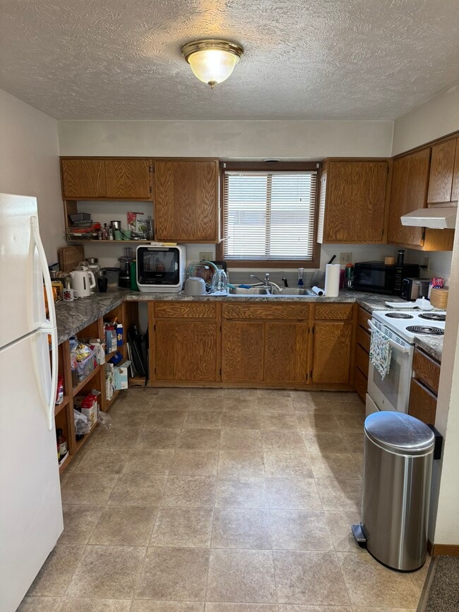 712 7th St in Cheney, WA - Building Photo - Building Photo