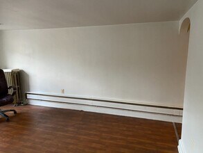 137 N West St in Carlisle, PA - Building Photo - Building Photo