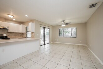 433 SE 13th Pl in Cape Coral, FL - Building Photo - Building Photo